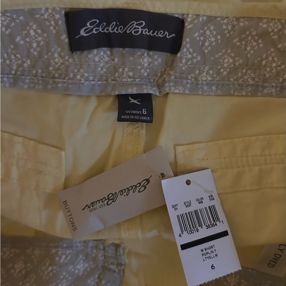 NWT Eddie Bauer Women's Shorts - Picture 3 of 6